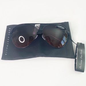 Quay Australia Vivienne sunglasses